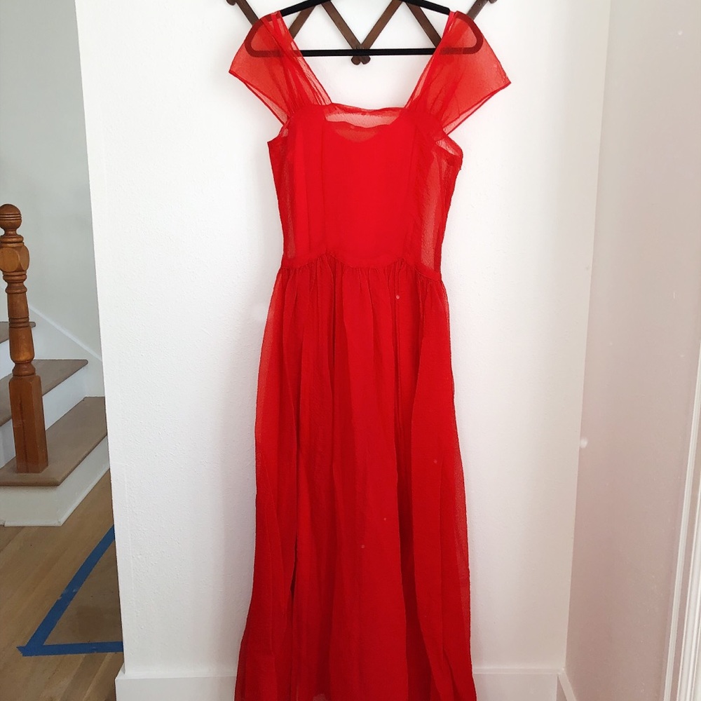 Vintage beautiful vibrant dress. Slip included.